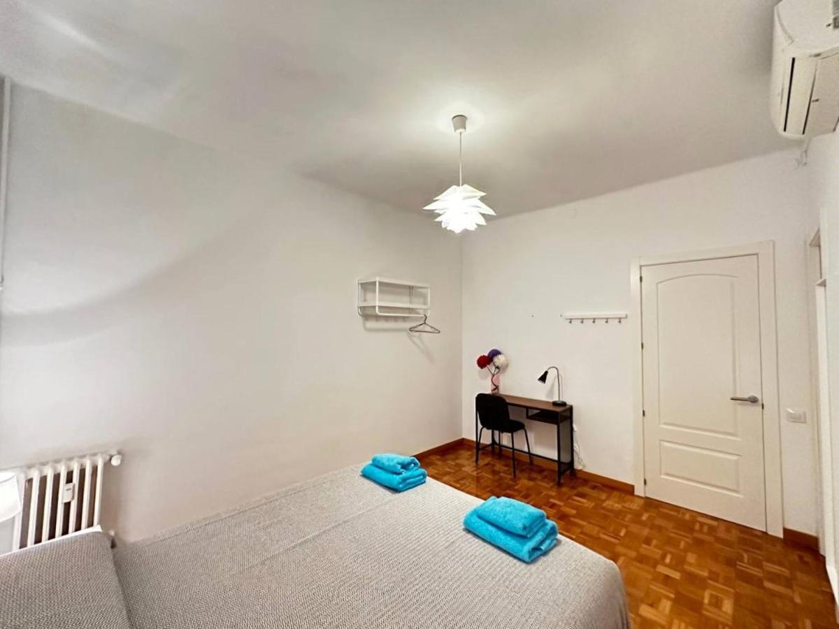 Rooms Nuevo Roger Barcelona Exterior photo